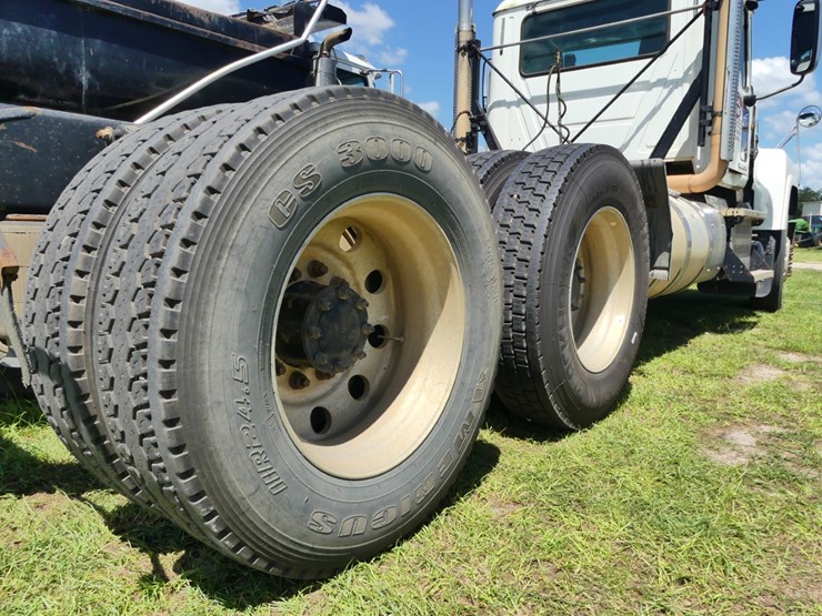 2014-mack-600-image-7