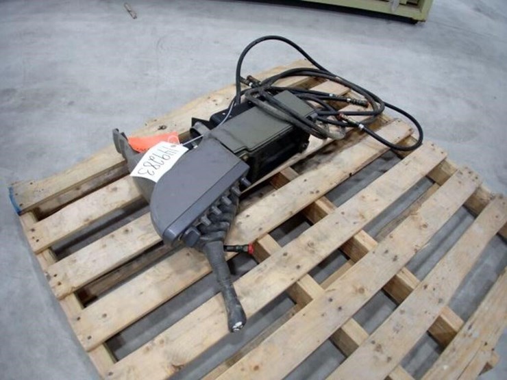 john-deere-120-image-4