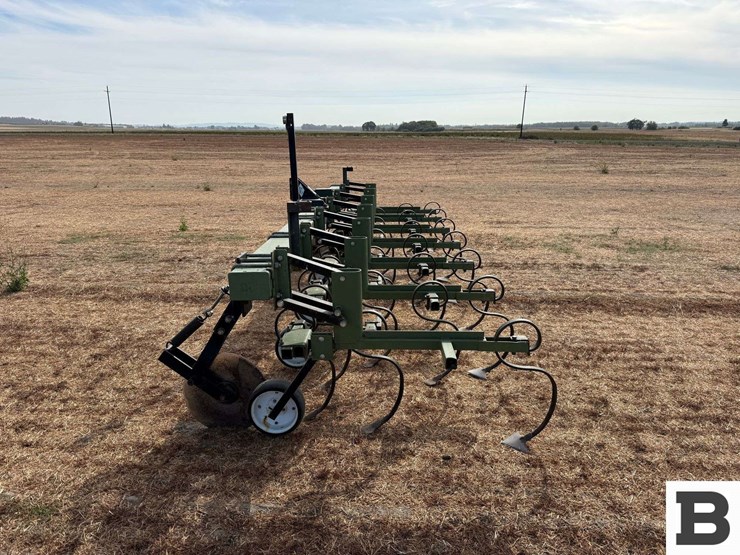 lorenz-row-crop-cultivator-16'-image-2