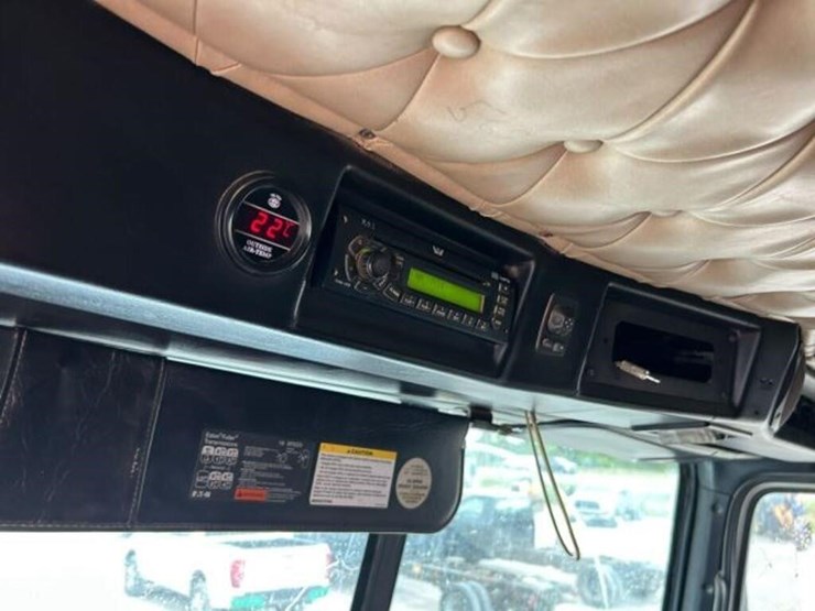 2007-western-star-4900ex-image-17