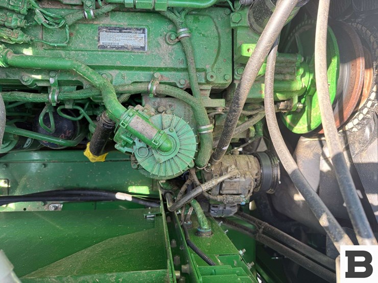 2014-john-deere-s660-image-55