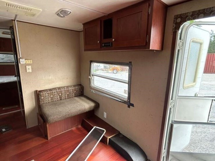 2010-crossroads-zinger-zt-250-rk-t/a-travel-4v0tc2-image-48