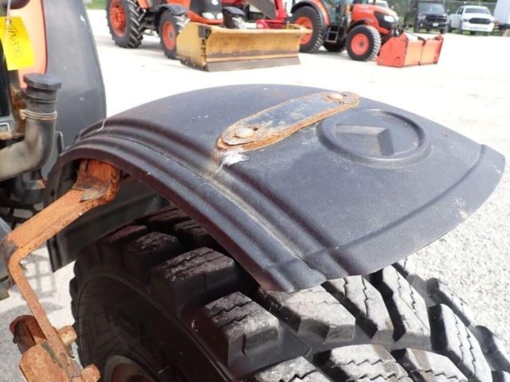 2019-kubota-m4-071-image-65