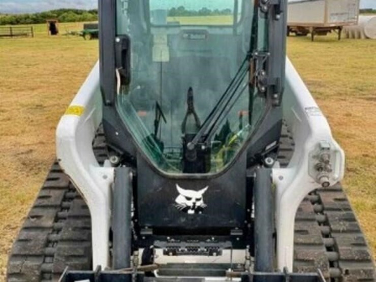 2024-bobcat-t76-image-23