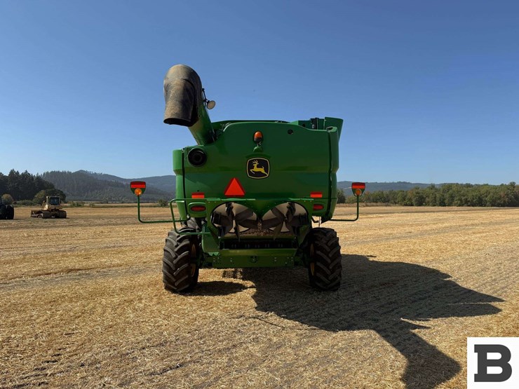 2014-john-deere-s660-image-4