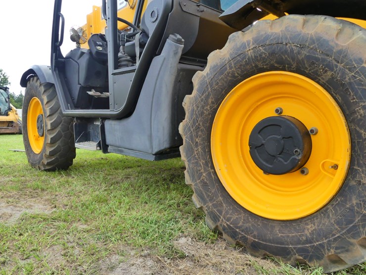 jcb-506-36-image-6