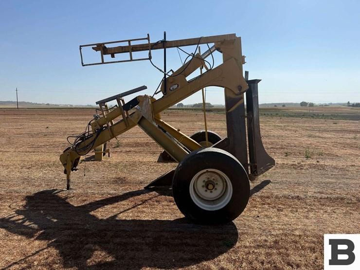 2006-johnson-pull-type-6'-tile-plow-image-2