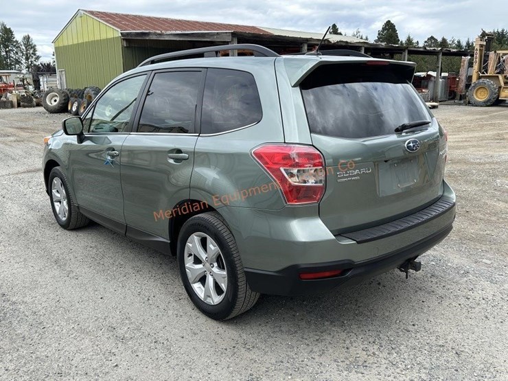 2015-subaru-forester-image-3