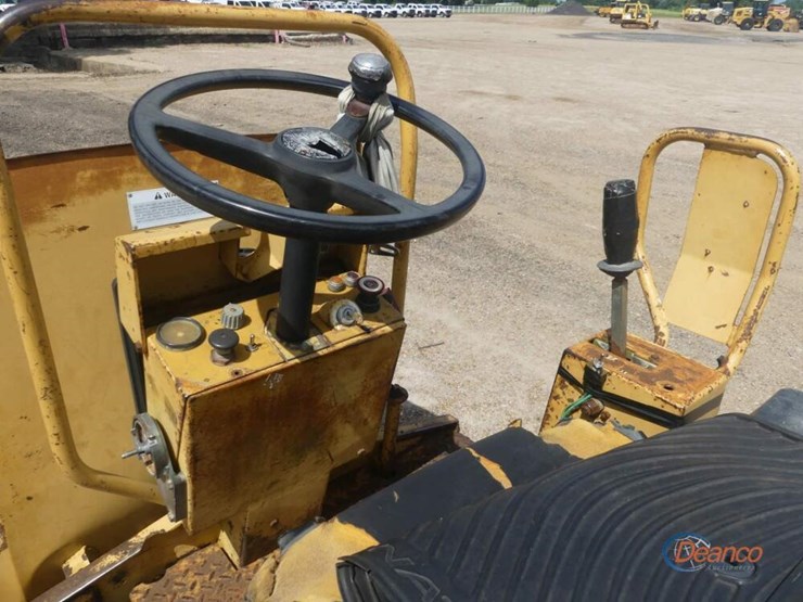 caterpillar-cb-224c-image-8
