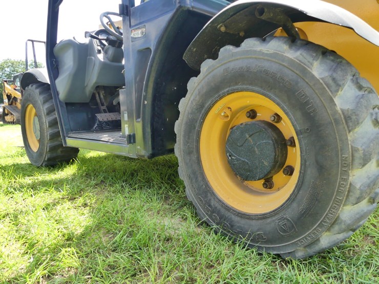 caterpillar-th255c-image-5