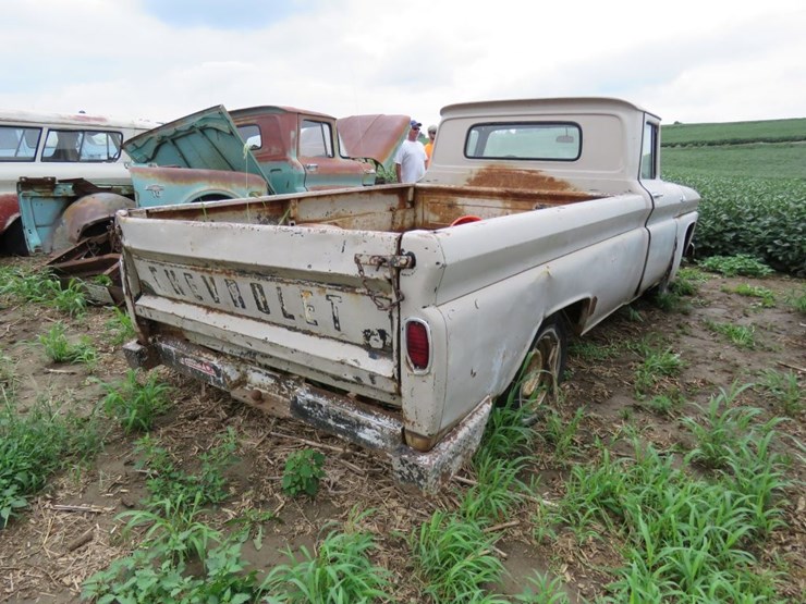 1962-chevrolet-c10-image-2