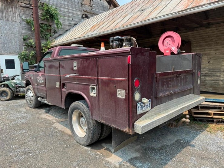 2004-ford-f550-image-2