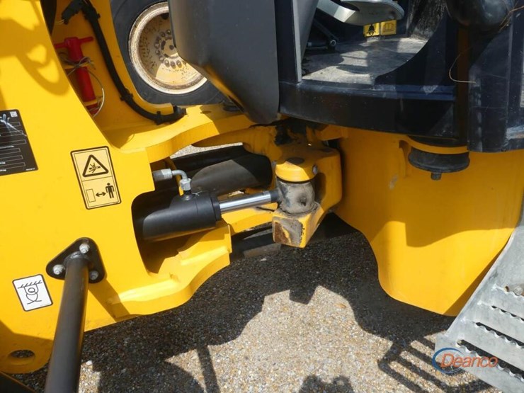 2023-jcb-407-image-13
