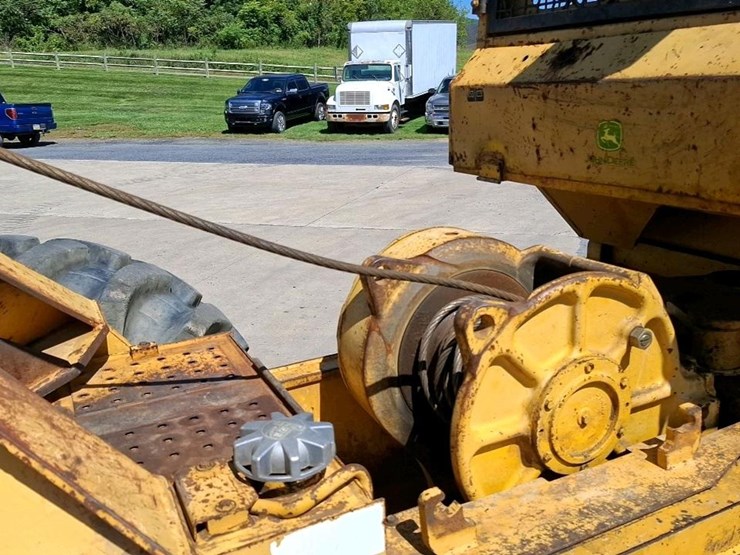 1993-deere-640e-image-28