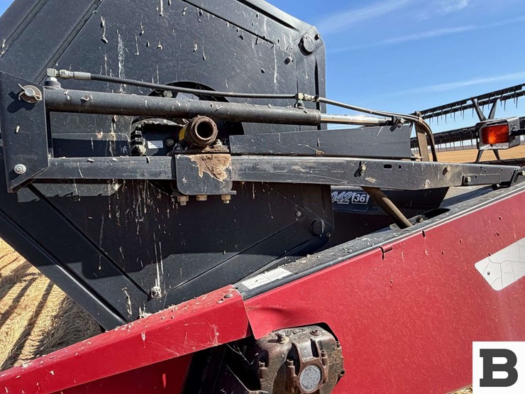 2005-case-ih-2042-image-21