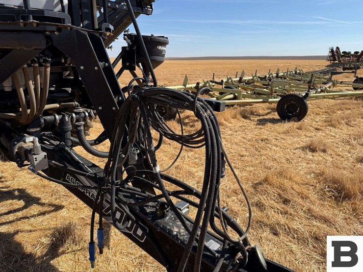 ag-spray-equipment-7000-image-7