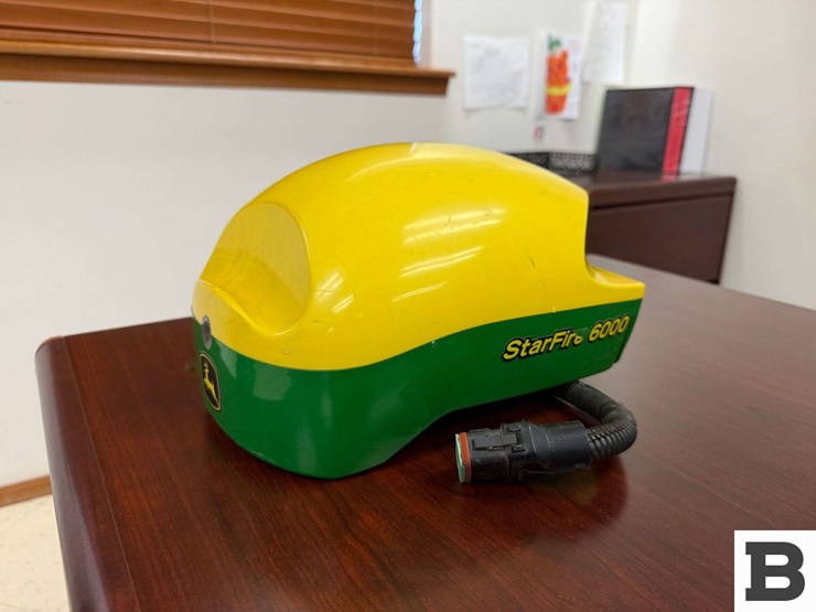 starfire-6000-receiver-dome-image-1
