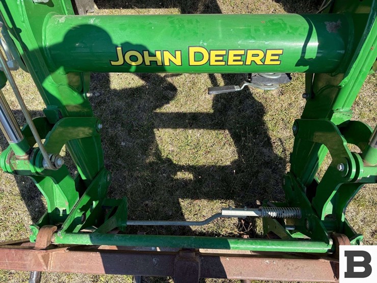 2016-john-deere-6155r-image-28