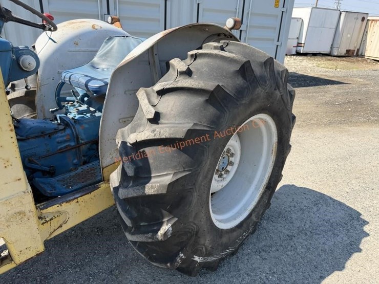 ford-3000-image-19