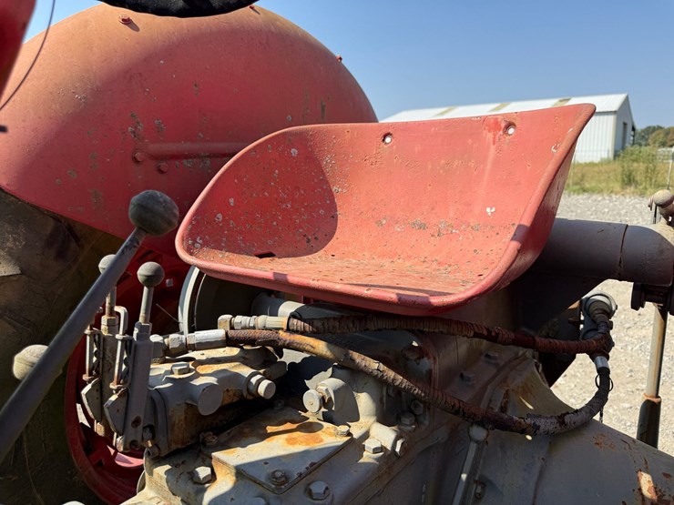 massey-ferguson-85-image-19