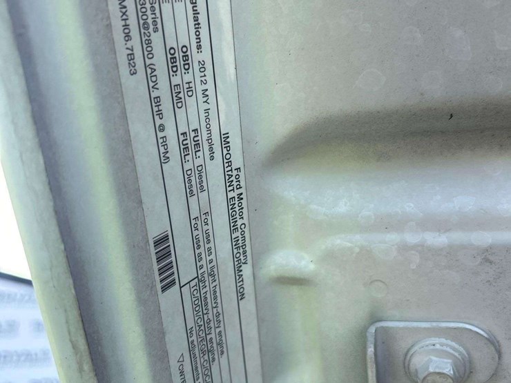 2012-ford-f550-image-10