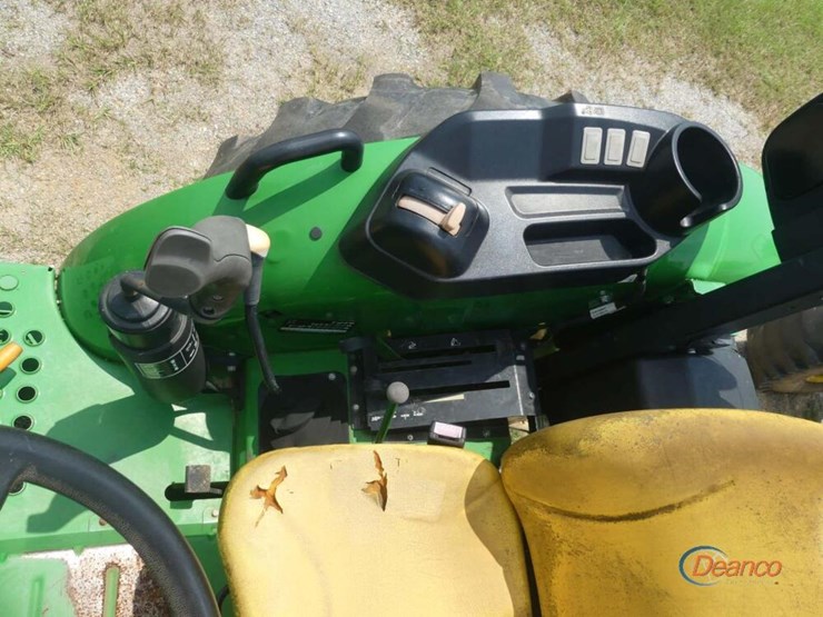 2021-john-deere-5045e-image-12