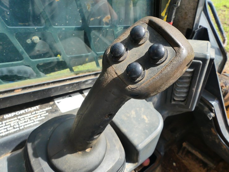 2020-deere-333g-image-16