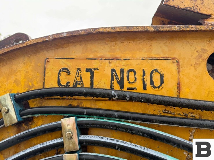 caterpillar-60-image-19