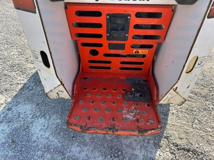 2019-bobcat-mt85-image-10