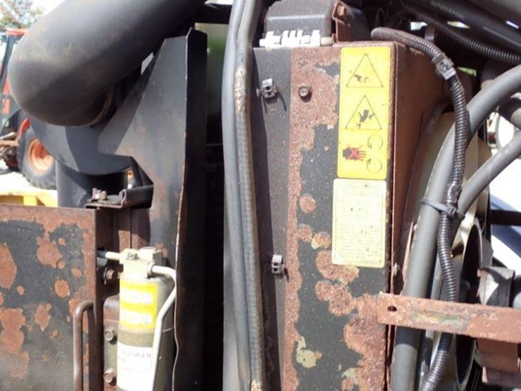 2009-kubota-m135x-image-62
