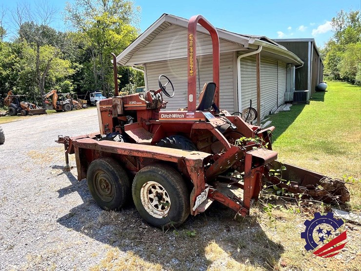 ditch-witch-2310dd-image-3