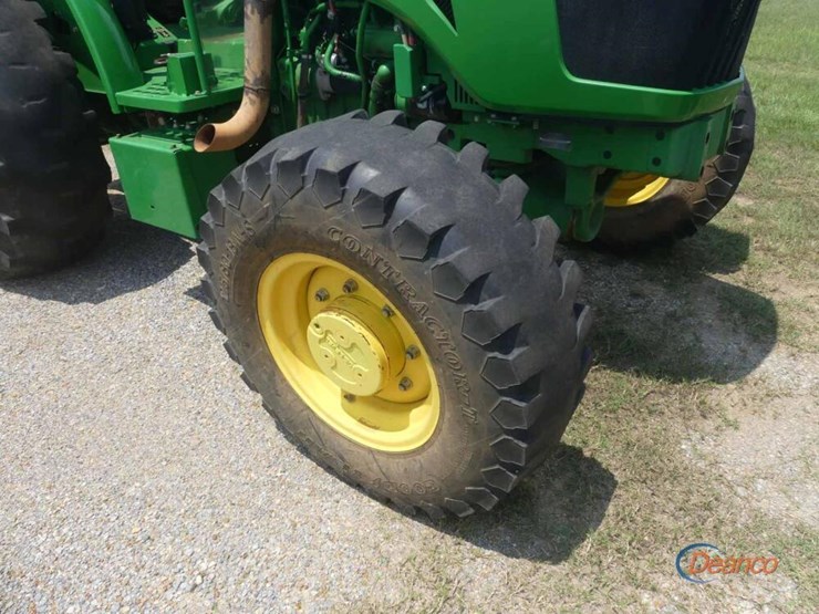 2021-john-deere-5045e-image-7