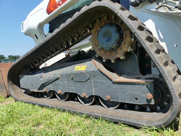 2023-bobcat-t770-image-5
