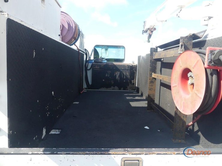 2024-peterbilt-536-image-7