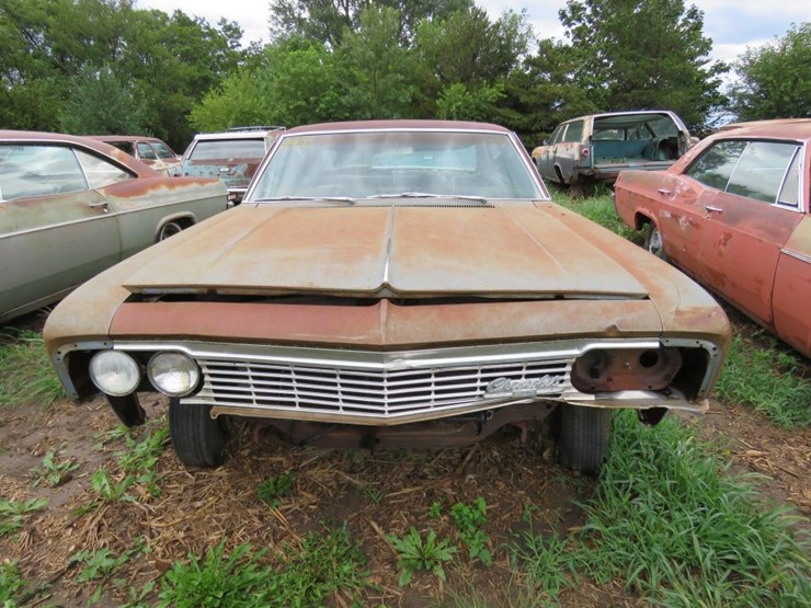 1966-chevrolet-impala-4drht-image-2