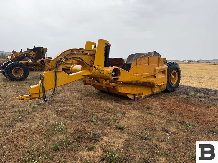 caterpillar-60-image-9