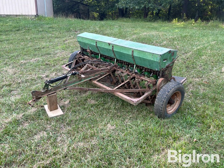 john-deere-750-image-1