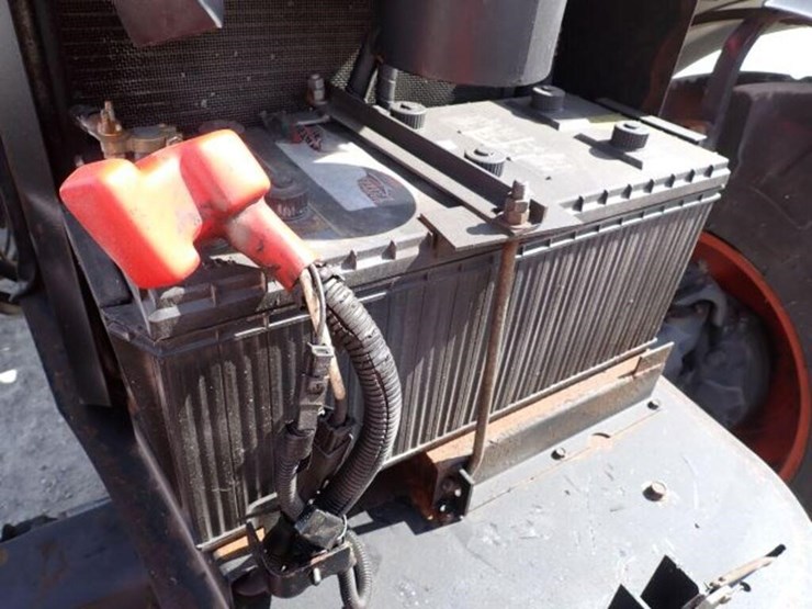 2009-kubota-m135x-image-54