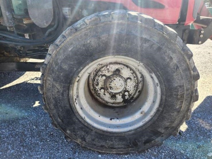 2013-mahindra-5010-hst-image-60