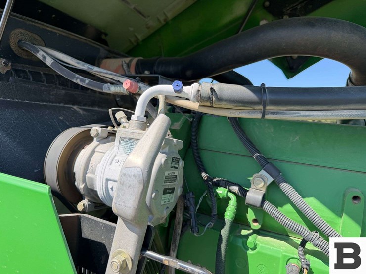 2004-john-deere-9520t-image-62