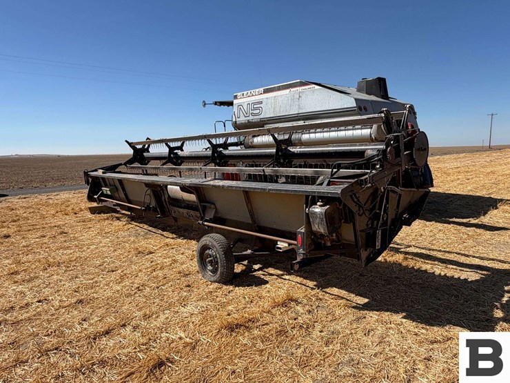 1981-allis-chalmers-gleaner-n-series-header-image-3