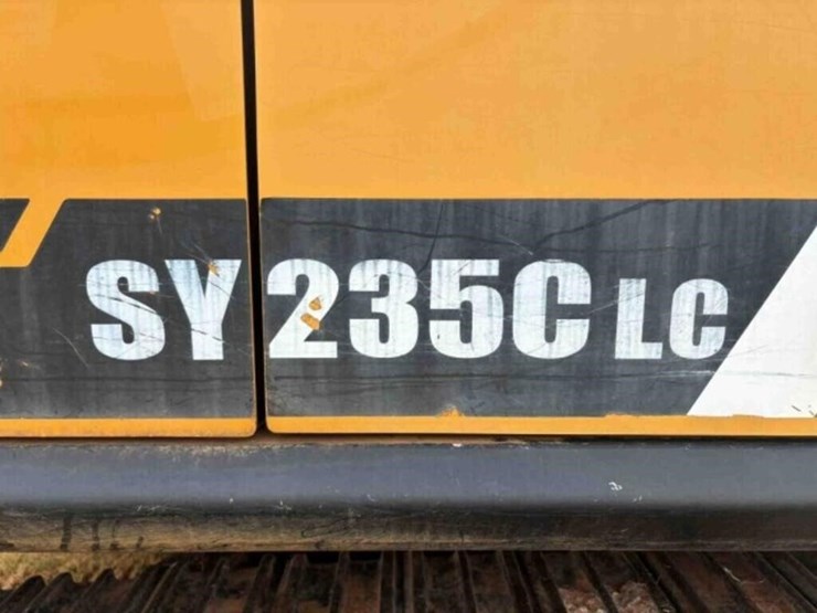 2017-sany-sy235c-lc-image-22