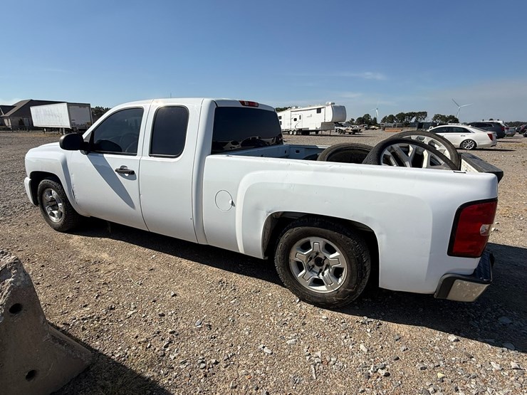 #47911-•-2008-chevrolet-silverado-ext-cab-pickup-1gcec19jx8z258113-inv#47911-image-3