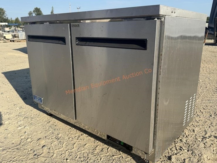 artic-air-commercial-fridge-image-3