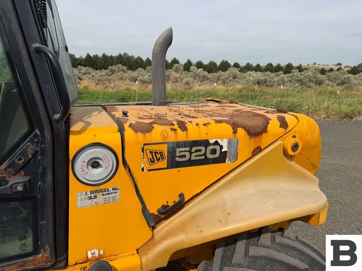 jcb-520-image-16