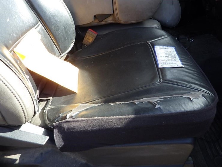 2021-ford-f350-image-26