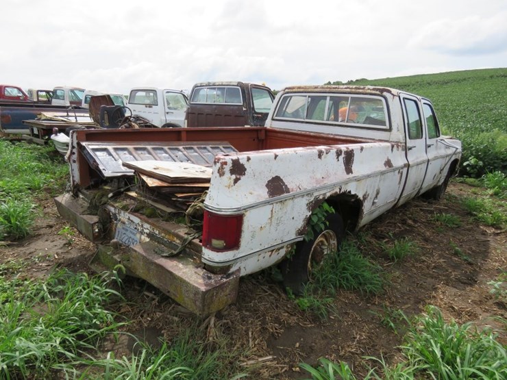1977-chevrolet-c20-image-3