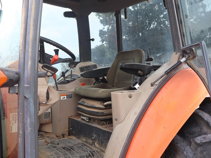 2013-kubota-m9960d-image-9