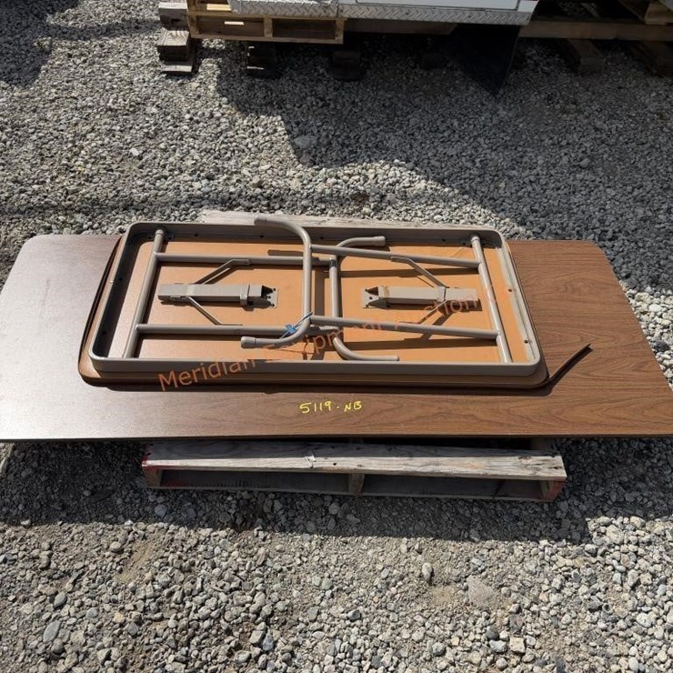 2- Folding Tables