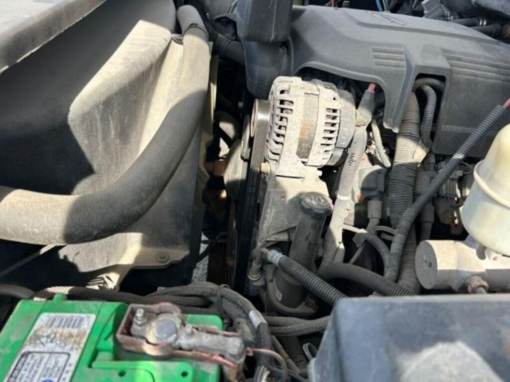 2014-gmc-sierra-3500-image-36